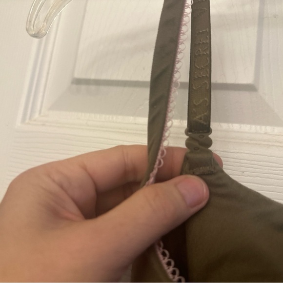 Victoria's Secret Body By Victoria Perfect Shape Padded Push Up Bra Size 34B - Picture 5 of 12